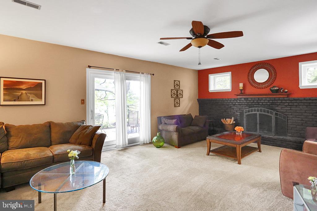 2845 Defford Road Norristown, PA 19403 - Photo 12 of 41 Gallery Image 12