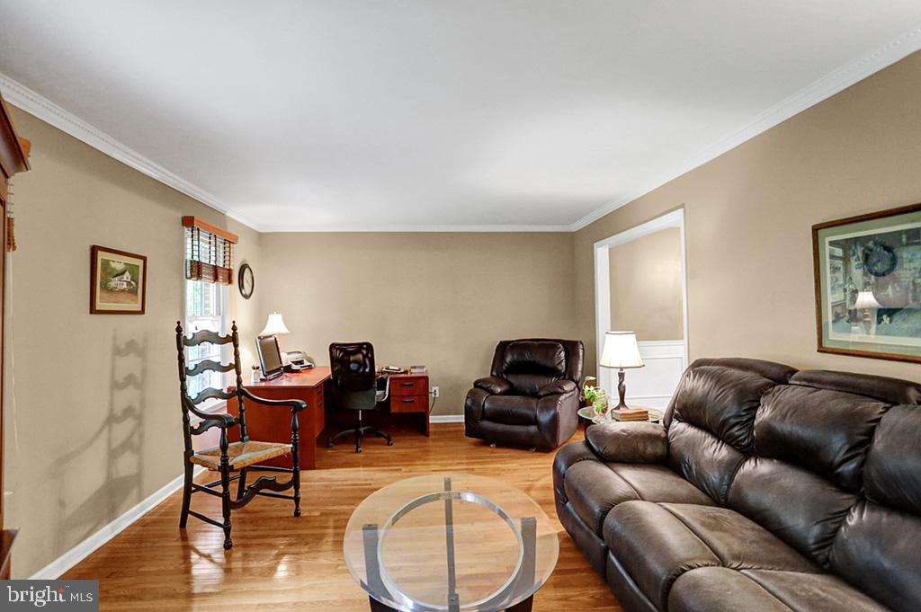 2845 Defford Road Norristown, PA 19403 - Photo 5 of 41 Gallery Image 5