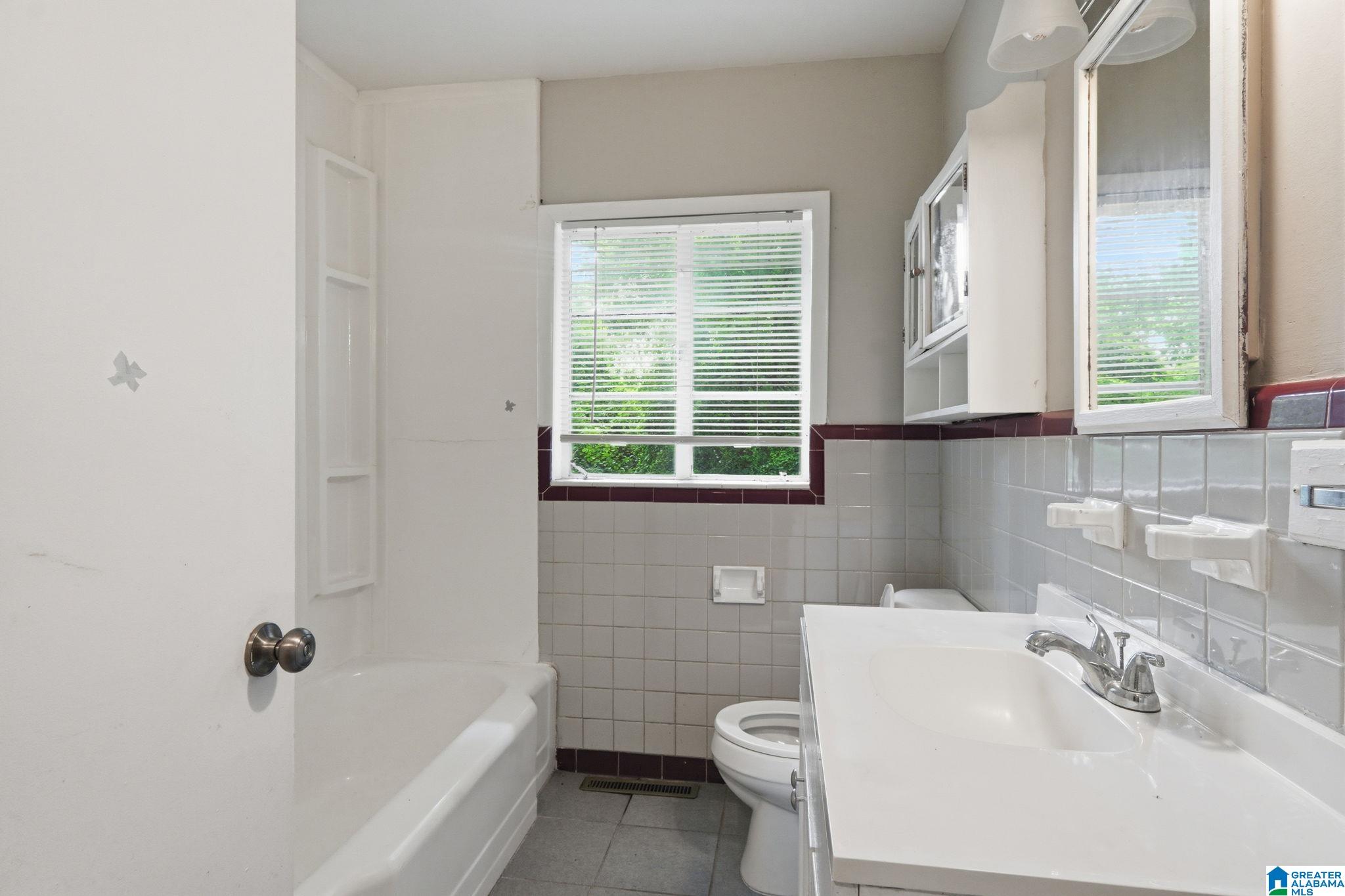 1914 Roberta Road Birmingham, AL 35214 - Photo 19 of 23