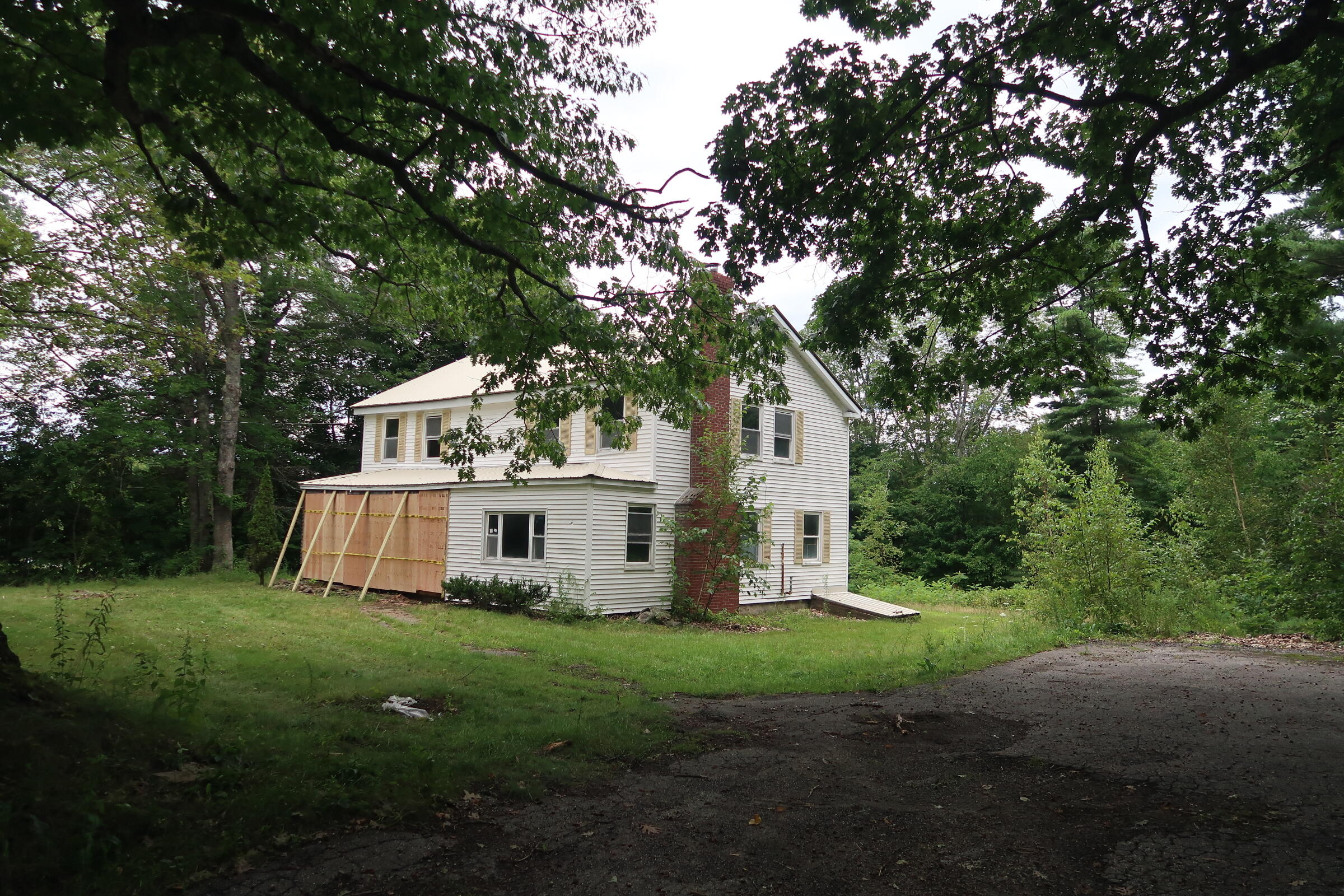 550 Whitefield Road Pittston, ME 04345 - Photo 2 of 45 IMG_8105