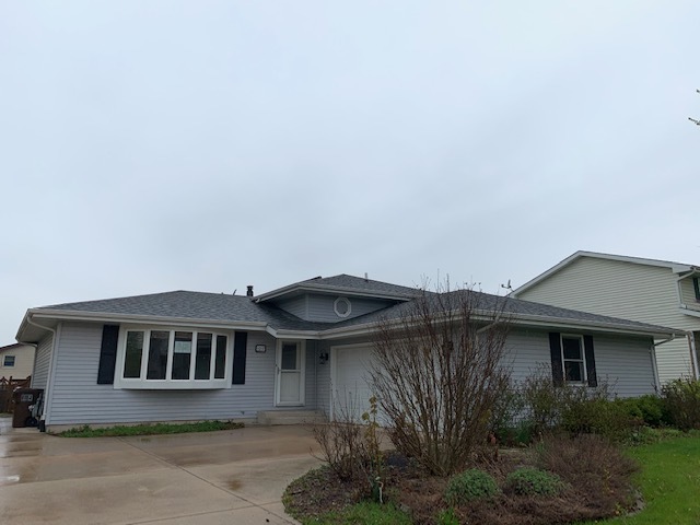 1019 Schoolgate Road New Lenox, IL 60451 - Photo 1 of 29