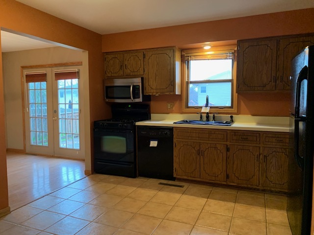 1019 Schoolgate Road New Lenox, IL 60451 - Photo 8 of 29