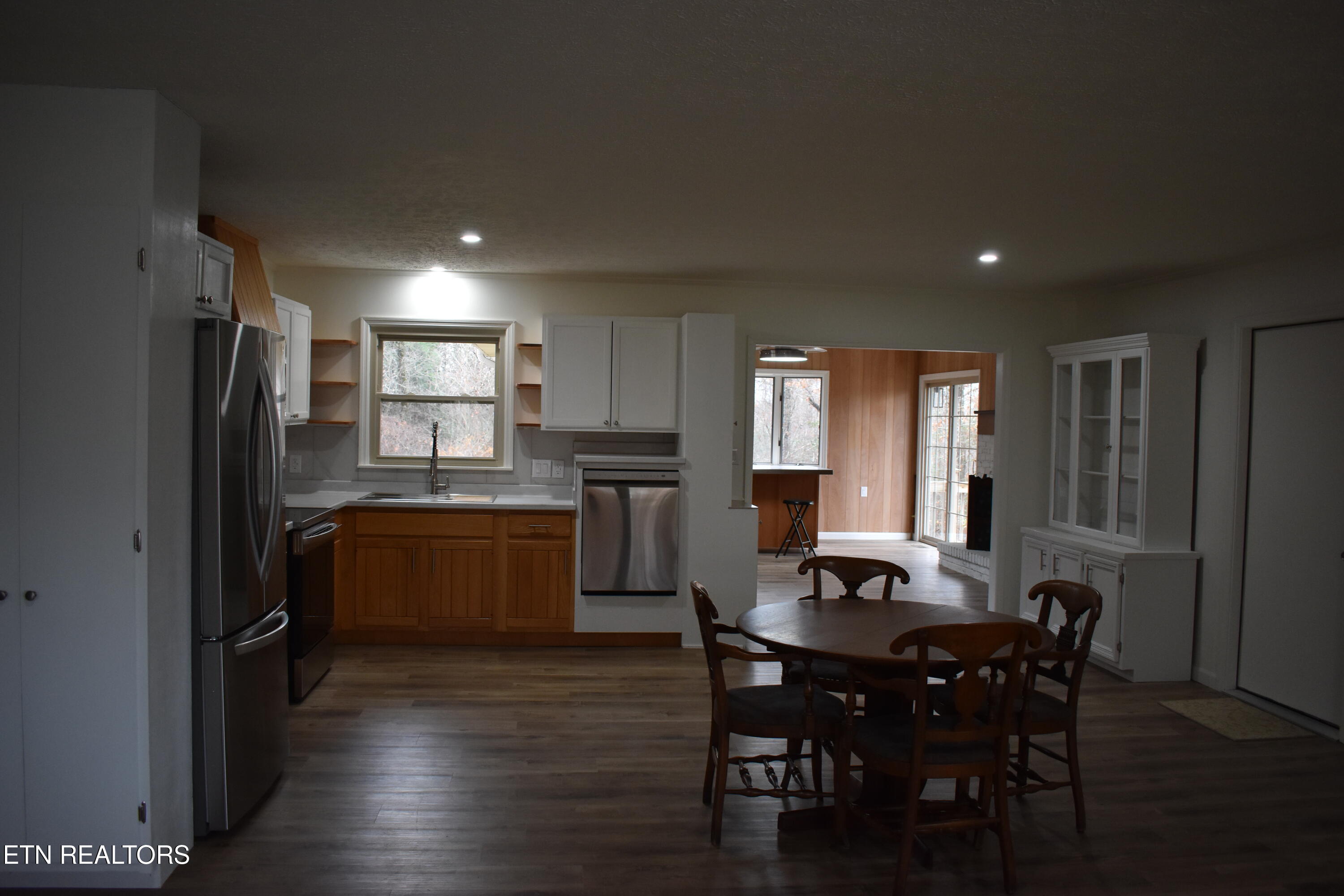484 Upper Meadows Road Sparta, TN 38583 - Photo 2 of 11 DSC_0258