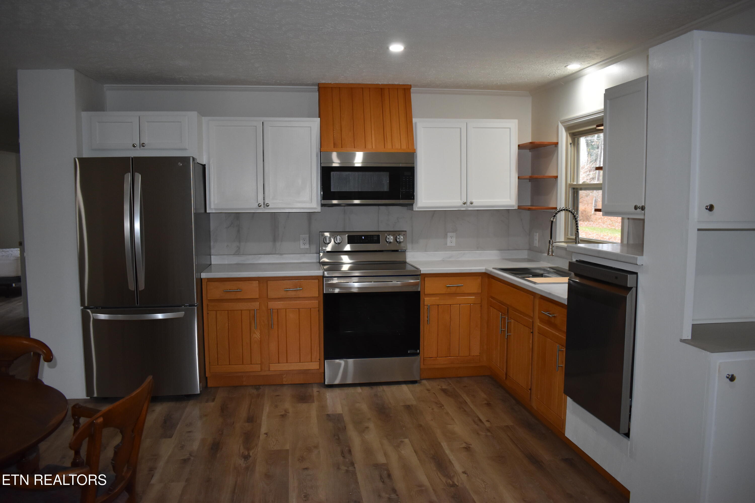 484 Upper Meadows Road Sparta, TN 38583 - Photo 3 of 11 DSC_0259
