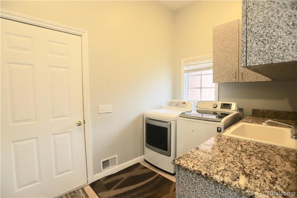 44473 Clay Road Belleville, MI 48111 - Photo 32 of 47