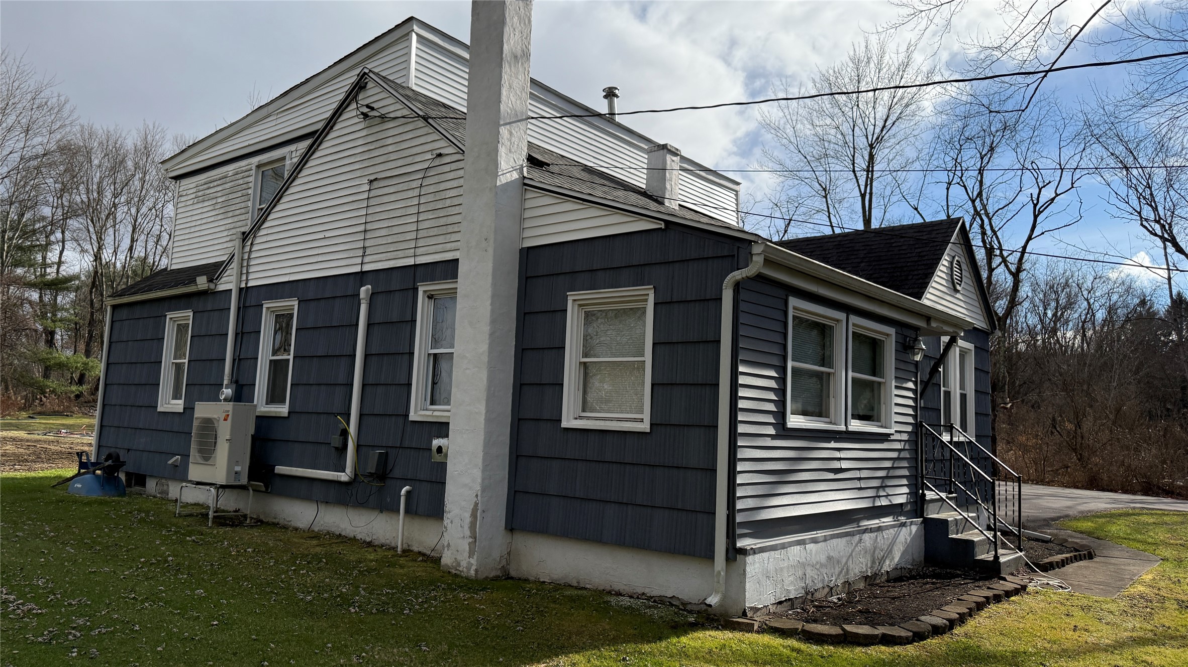 63 Holmes Road Apalachin, NY 13732 - Photo 3 of 35