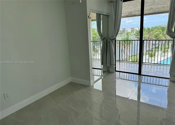 $2,990 | 14415 North Kendall Drive, Unit 405G, Miami, FL 33186