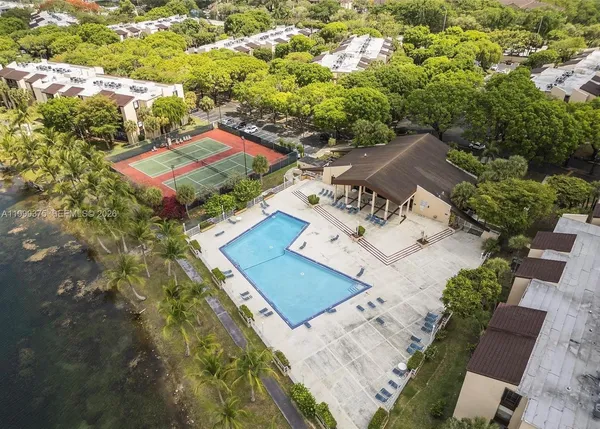 $2,990 | 14415 North Kendall Drive, Unit 405G, Miami, FL 33186