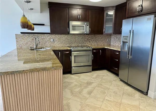 $2,990 | 14415 North Kendall Drive, Unit 405G, Miami, FL 33186