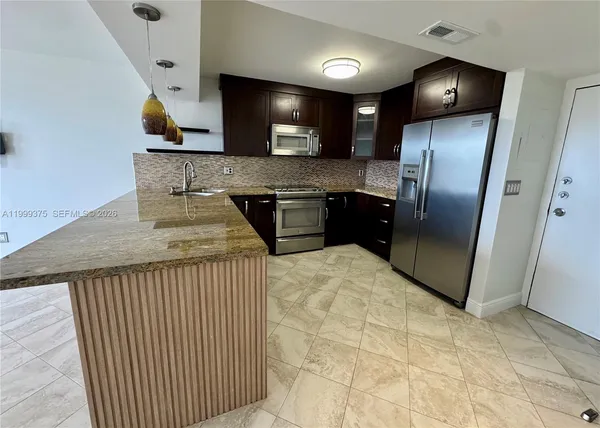 $2,990 | 14415 North Kendall Drive, Unit 405G, Miami, FL 33186