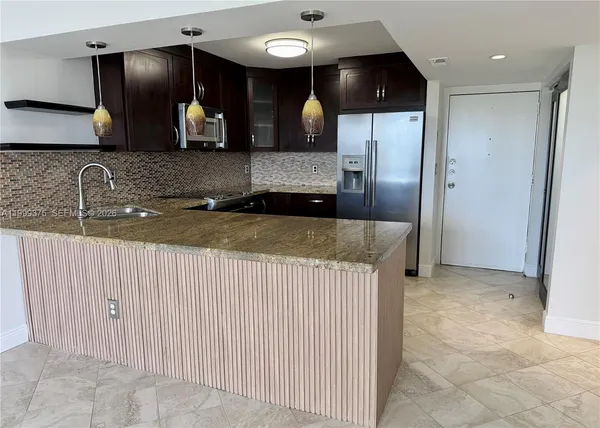 $2,990 | 14415 North Kendall Drive, Unit 405G, Miami, FL 33186
