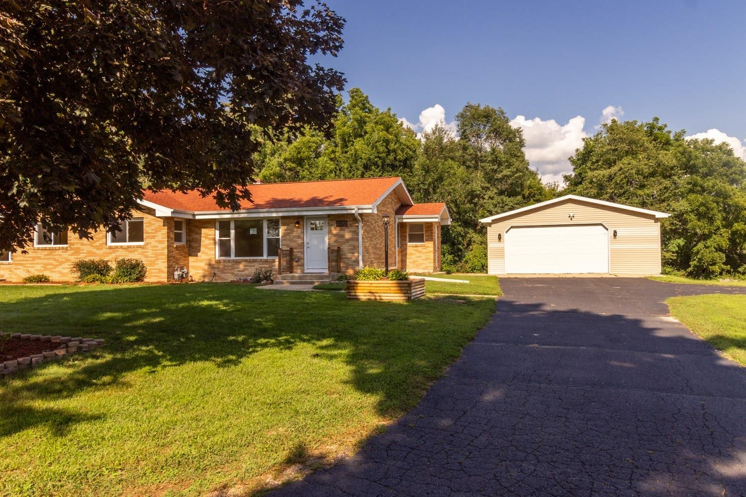 3037-3039 South Afton Road Beloit, WI 53511 - Photo 19 of 67 Gallery Image 19