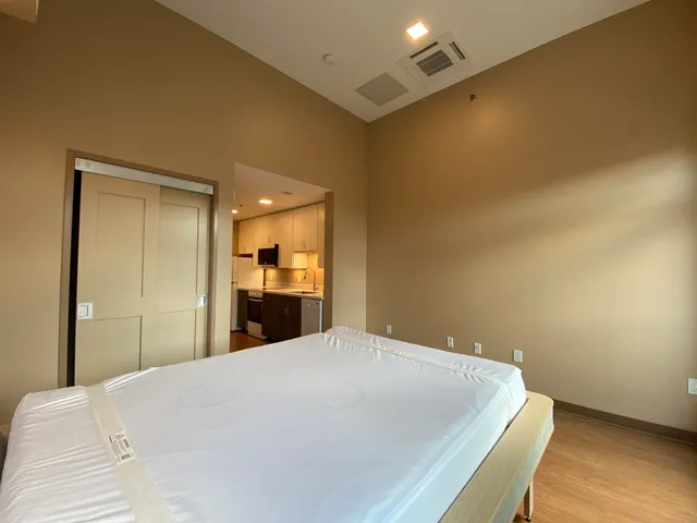 $1,899 | 83 Hanover Street, Unit 508, Manchester, NH 03101