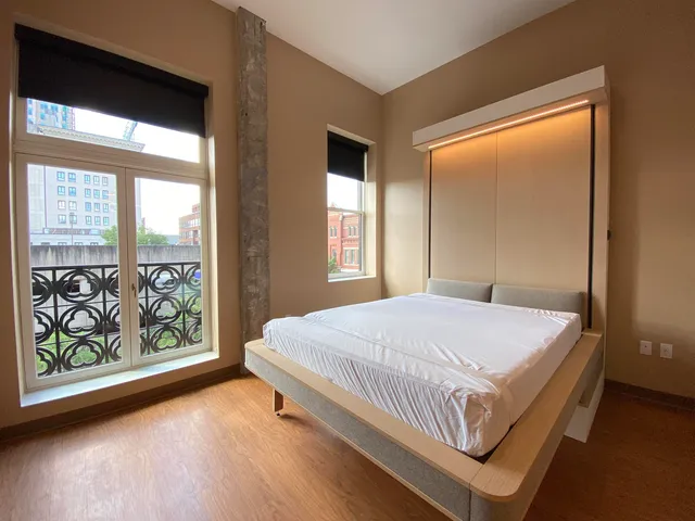 $1,899 | 83 Hanover Street, Unit 508, Manchester, NH 03101