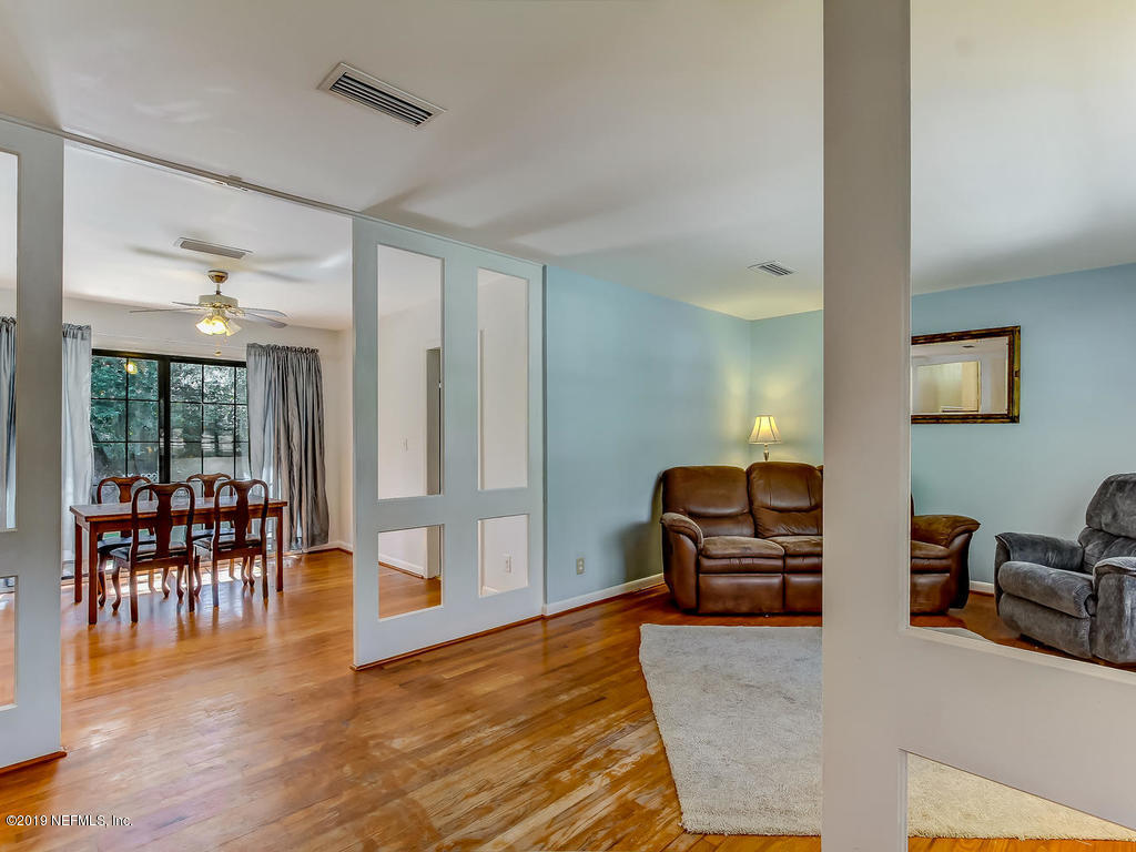 11664 Jonathan Road Jacksonville, FL 32225 - Photo 16 of 54 Family Room