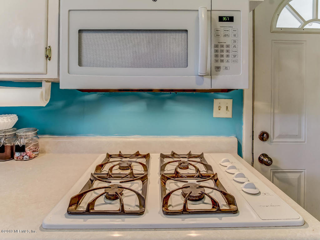11664 Jonathan Road Jacksonville, FL 32225 - Photo 28 of 54 Kitchen