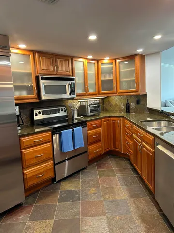 $5,150 | 625 Northwest North River Drive, Unit 303, Stuart, FL 34994