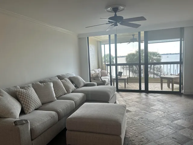 $5,150 | 625 Northwest North River Drive, Unit 303, Stuart, FL 34994