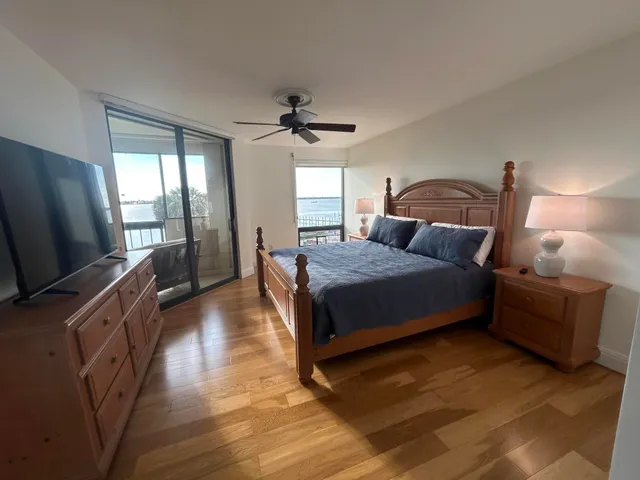 $5,150 | 625 Northwest North River Drive, Unit 303, Stuart, FL 34994