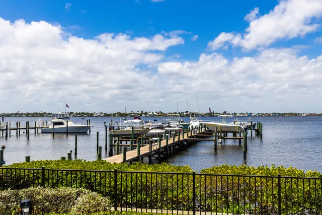 $5,150 | 625 Northwest North River Drive, Unit 303, Stuart, FL 34994