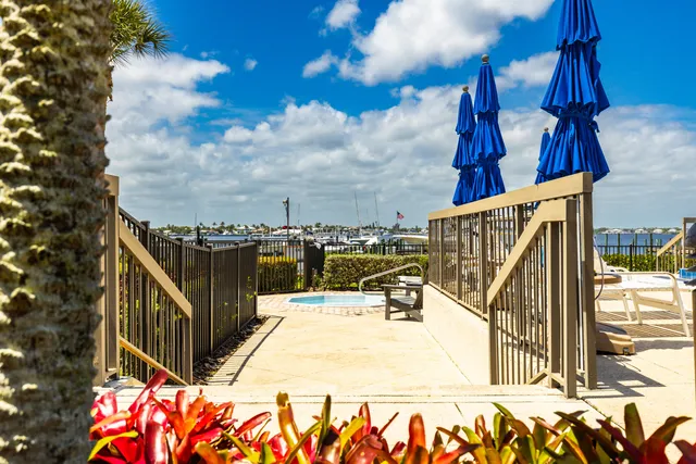 $5,150 | 625 Northwest North River Drive, Unit 303, Stuart, FL 34994