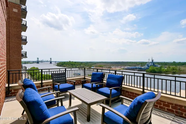 $407,200 | 14 Grace Street, Unit 1216, Wilmington, NC 28401