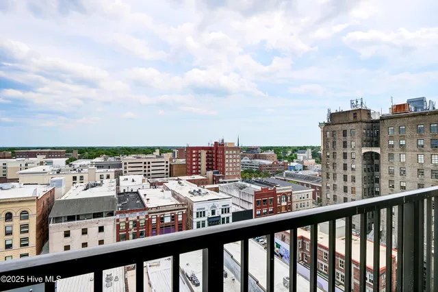 $407,200 | 14 Grace Street, Unit 1216, Wilmington, NC 28401