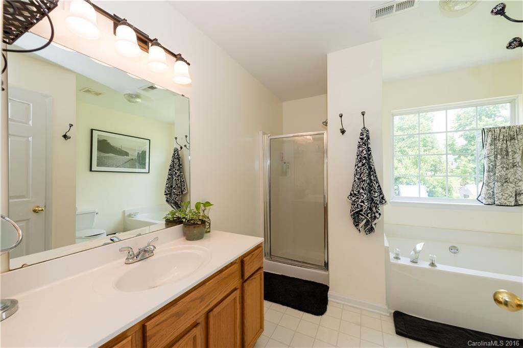 1111 Slate Ridge Road Matthews, NC 28104 - Photo 12 of 24 Gallery Image 12
