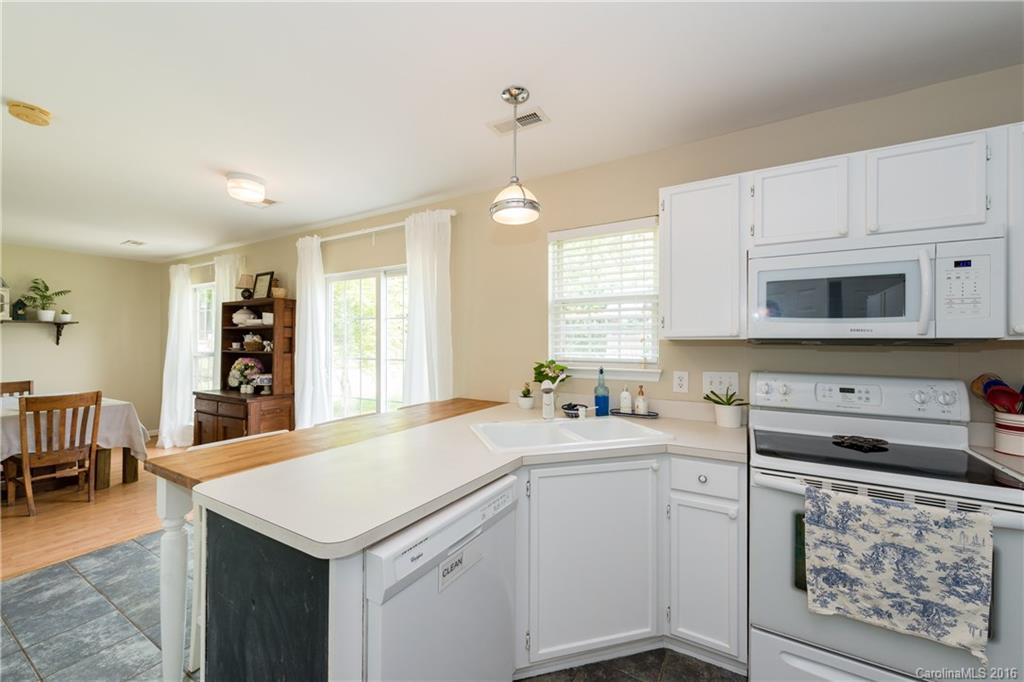 1111 Slate Ridge Road Matthews, NC 28104 - Photo 8 of 24 Gallery Image 8