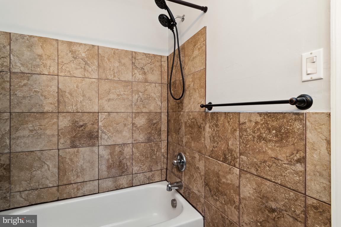 1010 Appleton Street Baltimore, MD 21217 - Photo 22 of 36 Gallery Image 22