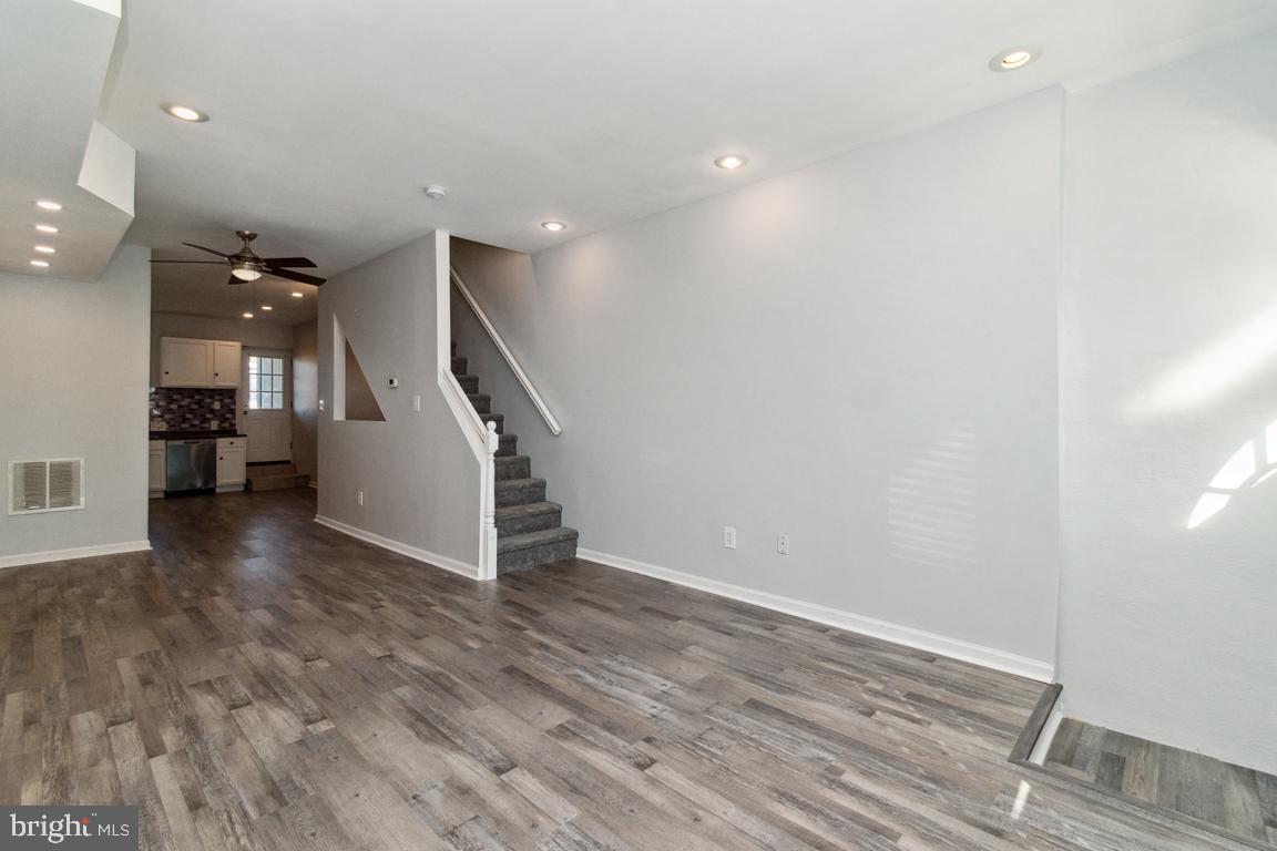 1010 Appleton Street Baltimore, MD 21217 - Photo 10 of 36 Gallery Image 10