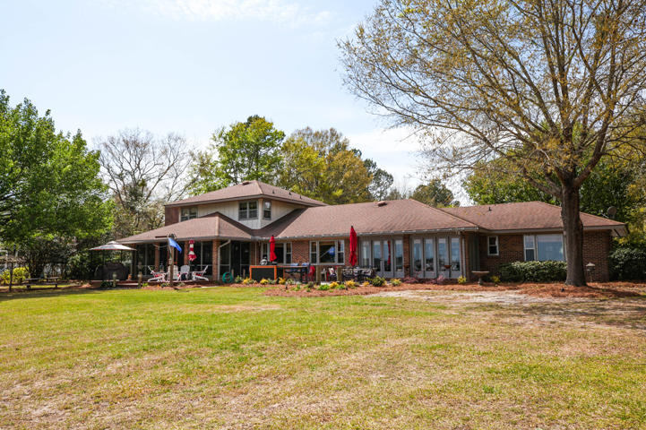 415 Lakenglen Lane Pinopolis, SC 29469 - Photo 3 of 96 1801280