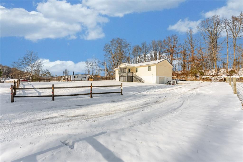 135 Virginia Street Mount Morris, PA 15349 - Photo 14 of 50