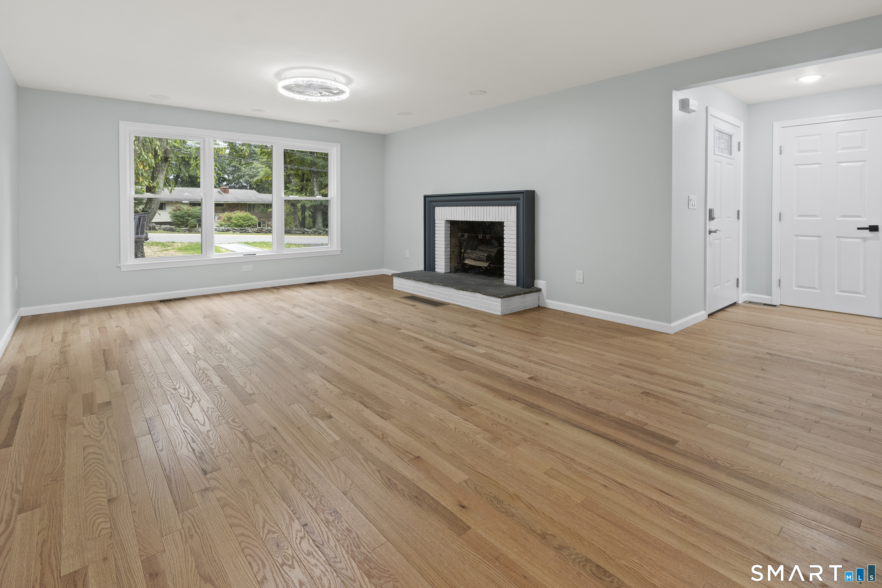 84 Plain Hill Road Norwich, CT 06360 - Photo 7 of 36 Gallery Image 7