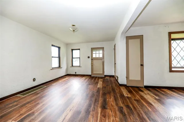 $179,900 | 101 Osage Drive, Collinsville, IL 62234