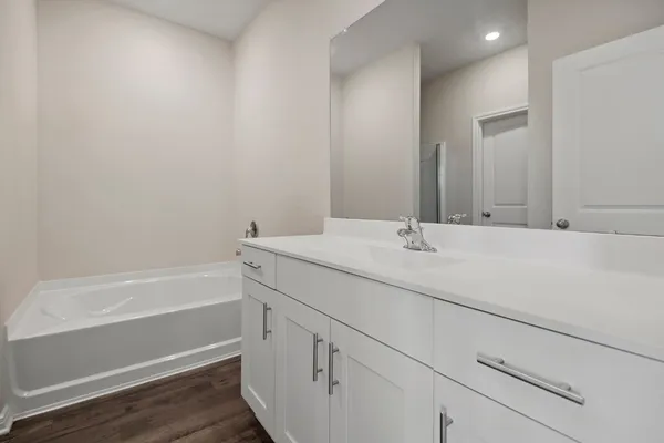 $1,880 | 15631 Plum Brk Drive, Conroe, TX 77303