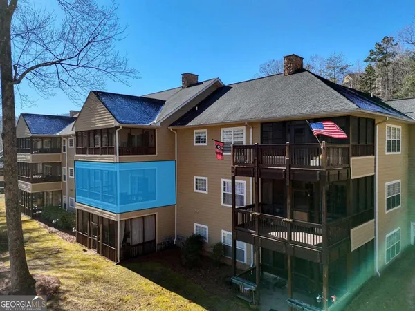 $285,000 | 112 Glen Eagle Court, Unit D202, Clayton, GA 30525
