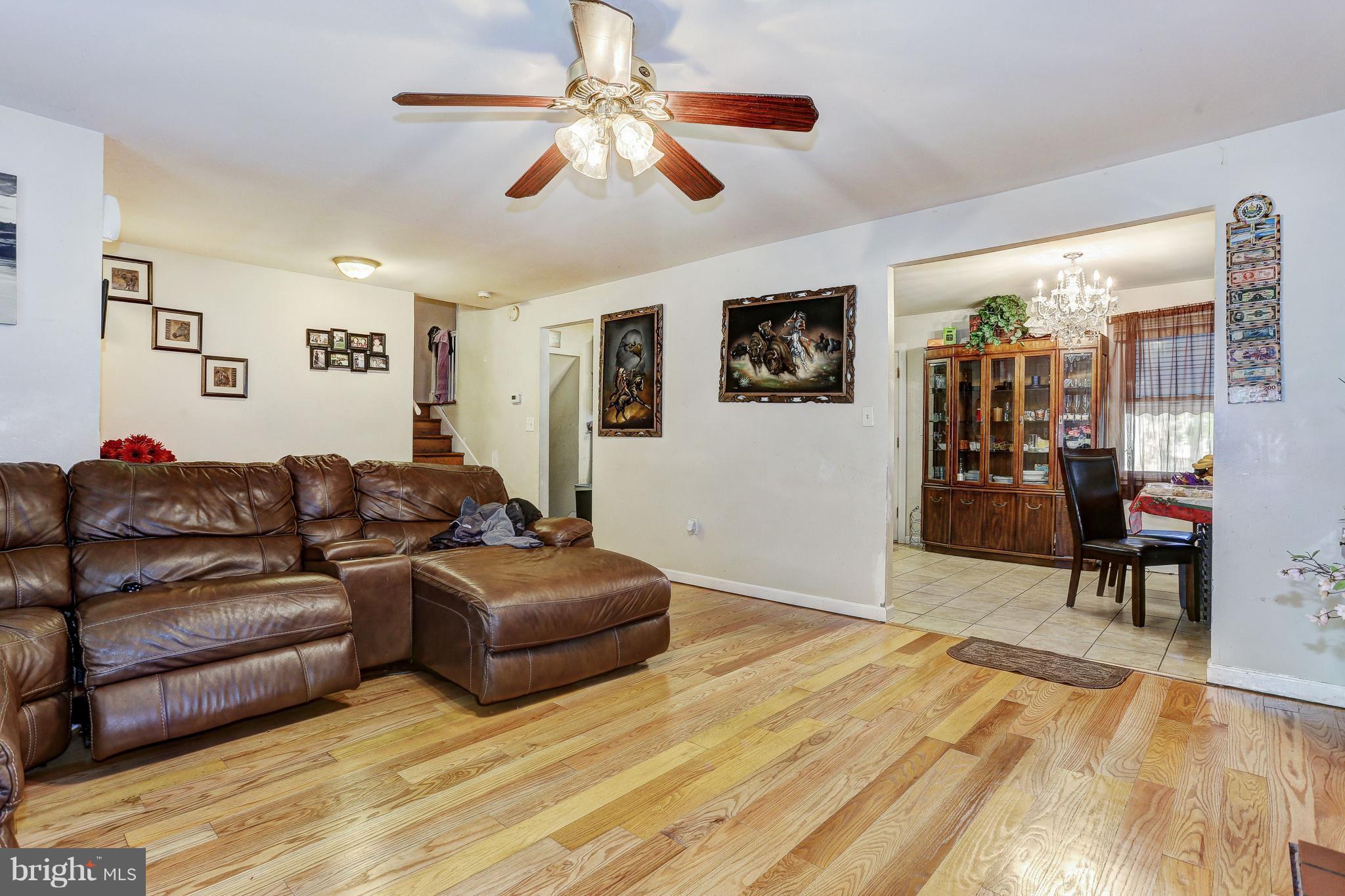 7822 Telegraph Road Severn, MD 21144 - Photo 4 of 12 Living Room