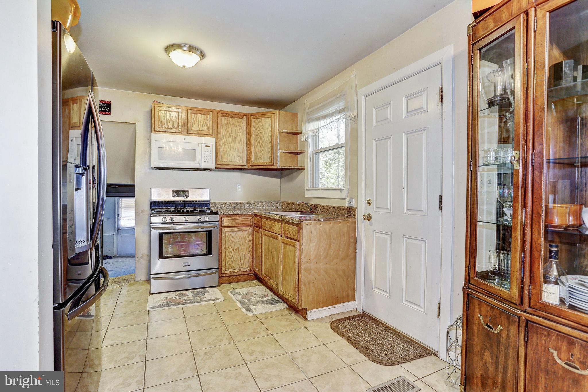 7822 Telegraph Road Severn, MD 21144 - Photo 5 of 12 Kitchen