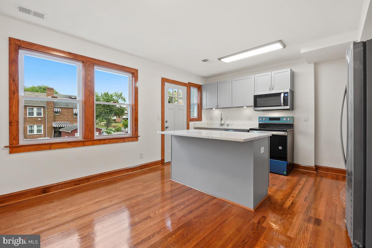 1948 Good Hope Road Southeast Washington, DC 20020 - Photo 7 of 28