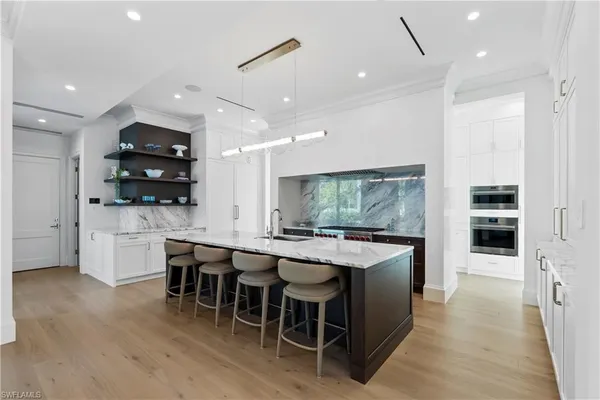 $17,950,000 | 285 Central Avenue, Naples, FL 34102