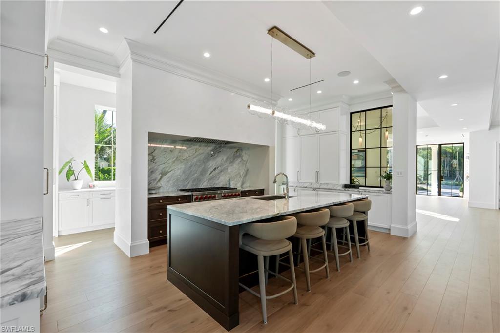 285 Central Avenue Naples, FL 34102 - Photo 12 of 39