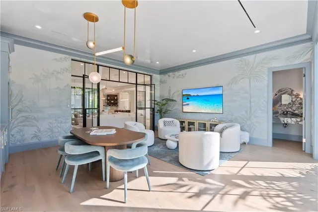 $17,950,000 | 285 Central Avenue, Naples, FL 34102