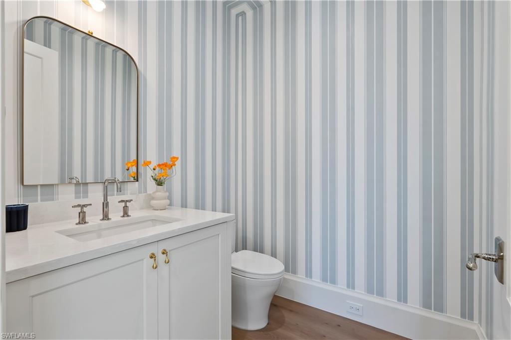 285 Central Avenue Naples, FL 34102 - Photo 23 of 39