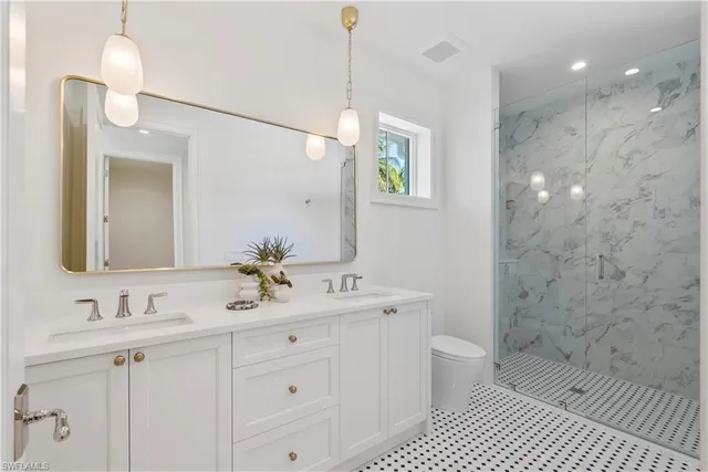 $17,950,000 | 285 Central Avenue, Naples, FL 34102