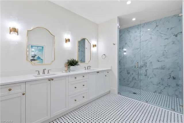 $17,950,000 | 285 Central Avenue, Naples, FL 34102