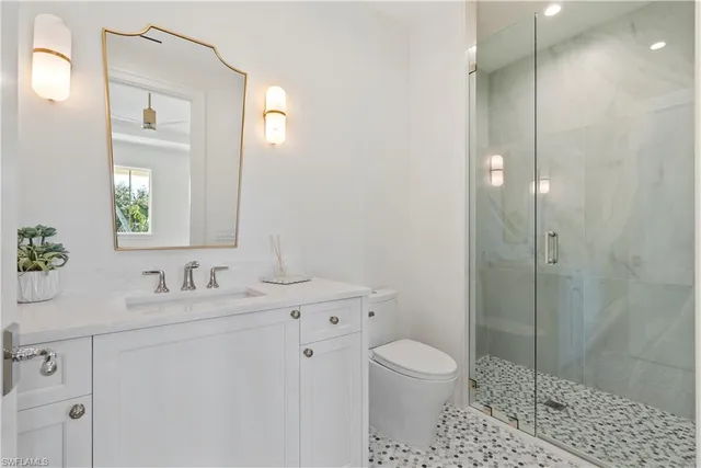 $17,950,000 | 285 Central Avenue, Naples, FL 34102