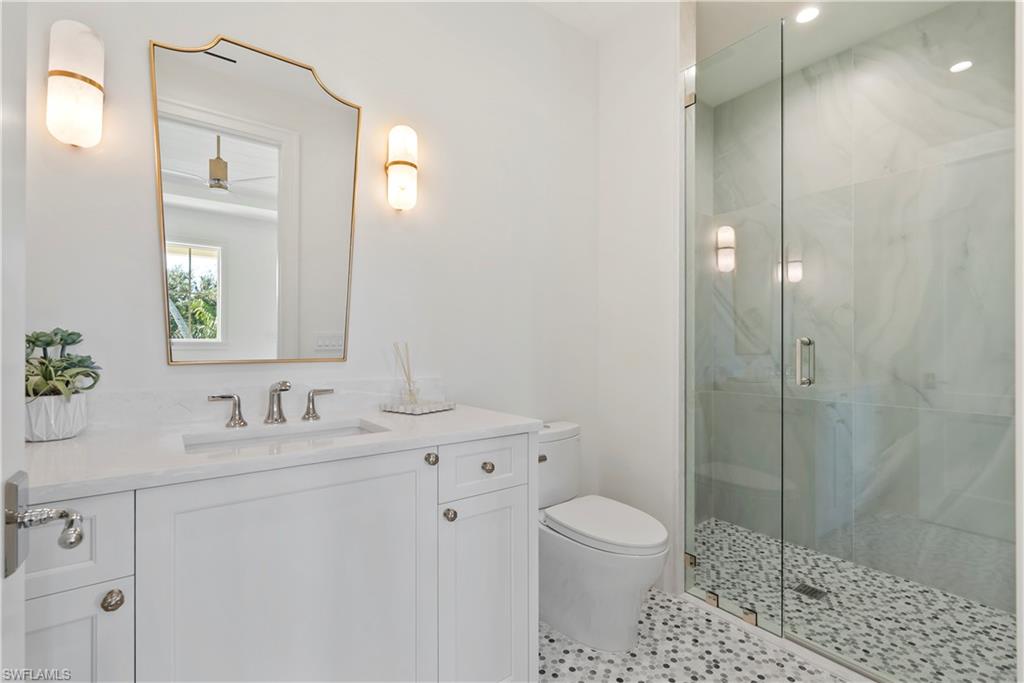 285 Central Avenue Naples, FL 34102 - Photo 32 of 39