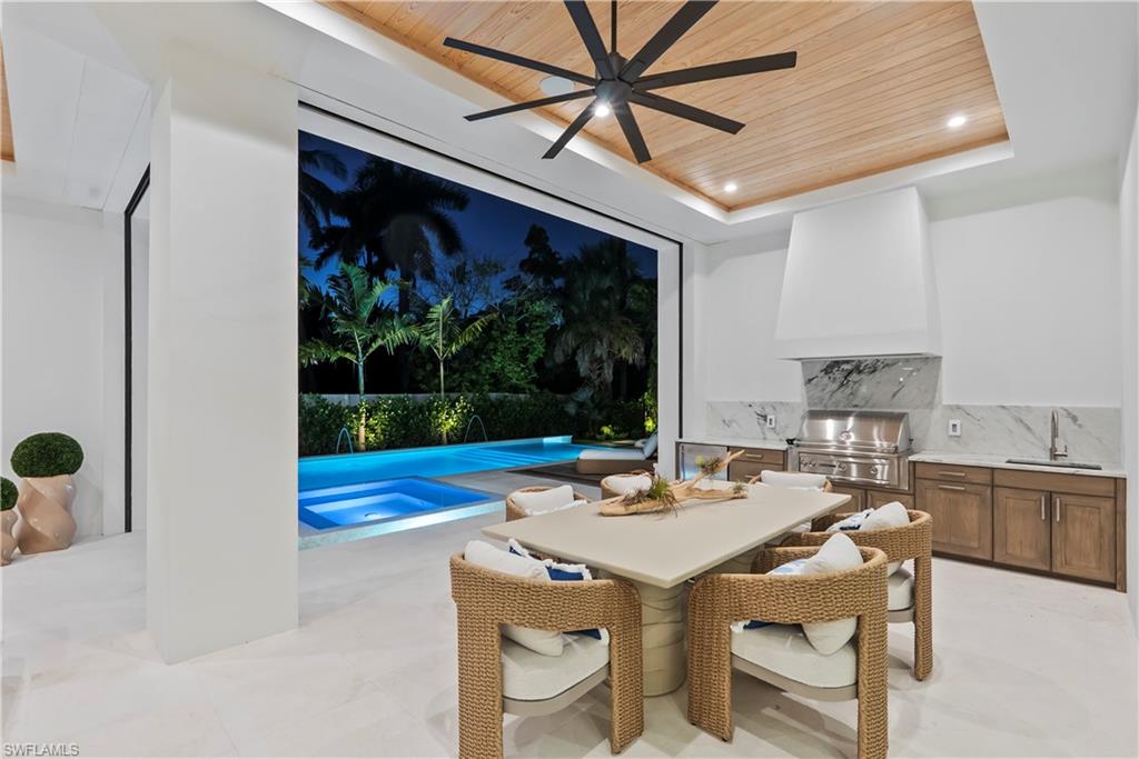 285 Central Avenue Naples, FL 34102 - Photo 35 of 39