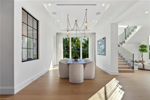 $17,950,000 | 285 Central Avenue, Naples, FL 34102